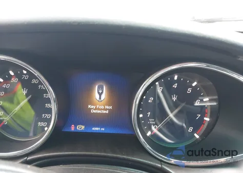 2015 Maserati Quattroporte S Q4 из США, поврежденный, VIN ZAM56RRA7F1148911